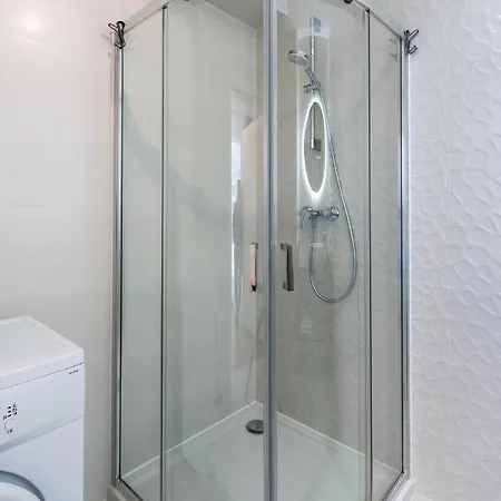 Azure Premium Dreams Apartment *